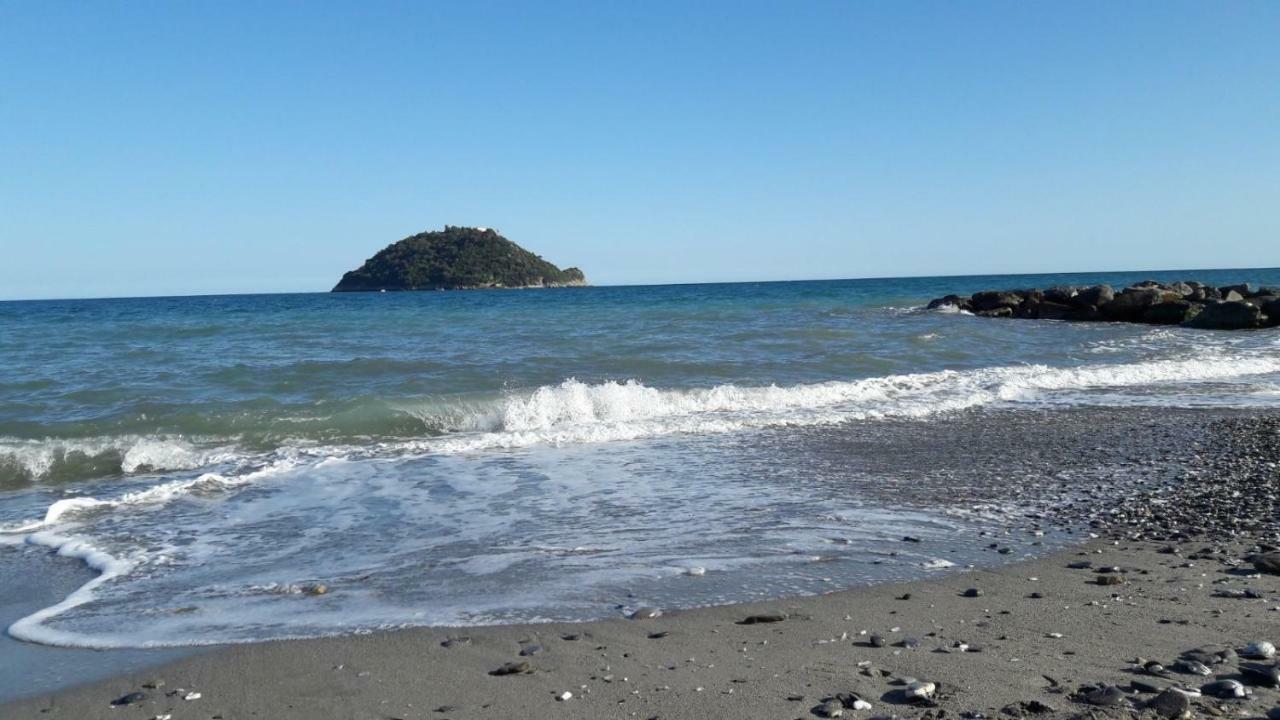 Appartamento Vista Mare Albenga Zewnętrze zdjęcie