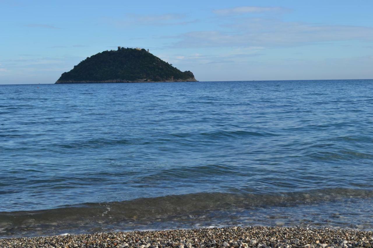 Appartamento Vista Mare Albenga Zewnętrze zdjęcie